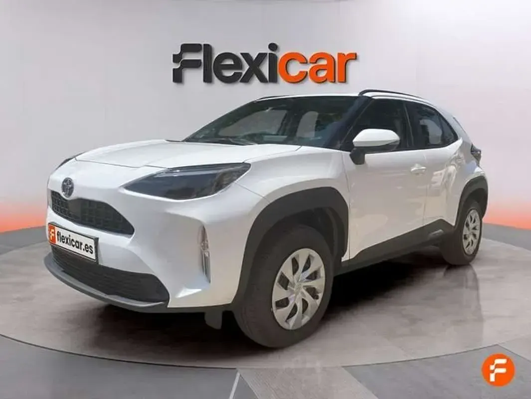 Nuevo Toyota Yaris Cross Active 131 CV (96 kW) 2026 Blanco SUV