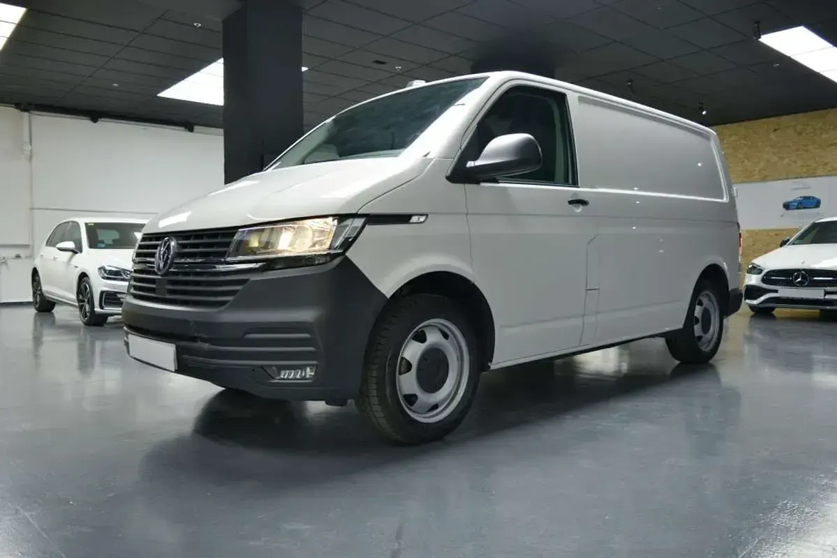 Usado VW T6.1 150 CV (110 kW) 2020 Blanco Van