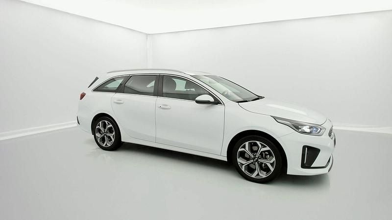 Usado Kia Ceed 141 CV (103 kW) 2021 Cararraweiss Utilitario