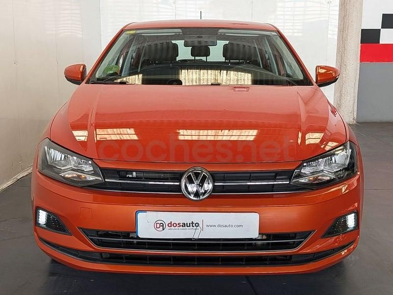 Usado VW Polo Advance 95 CV (69 kW) 2020 Naranja Utilitario