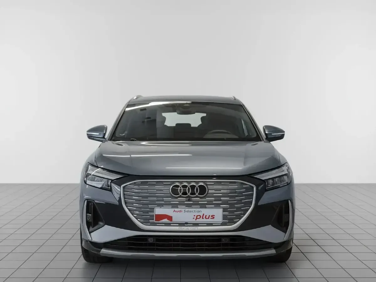 Usado Audi Q4 e-tron S-Line 150 kW (204 CV) 2023 Eléctrico SUV