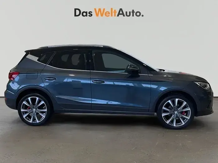 Usado Seat Arona FR 115 CV (84 kW) 2025 Gris SUV