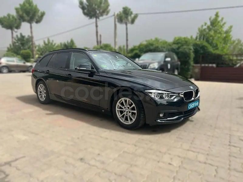 Usado BMW 318 150 CV (110 kW) 2017 Negro Familiar