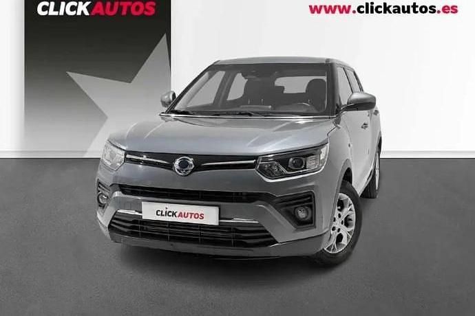 Usado Ssangyong (KGM) Tivoli 128 CV (94 kW) 2023 Gris SUV