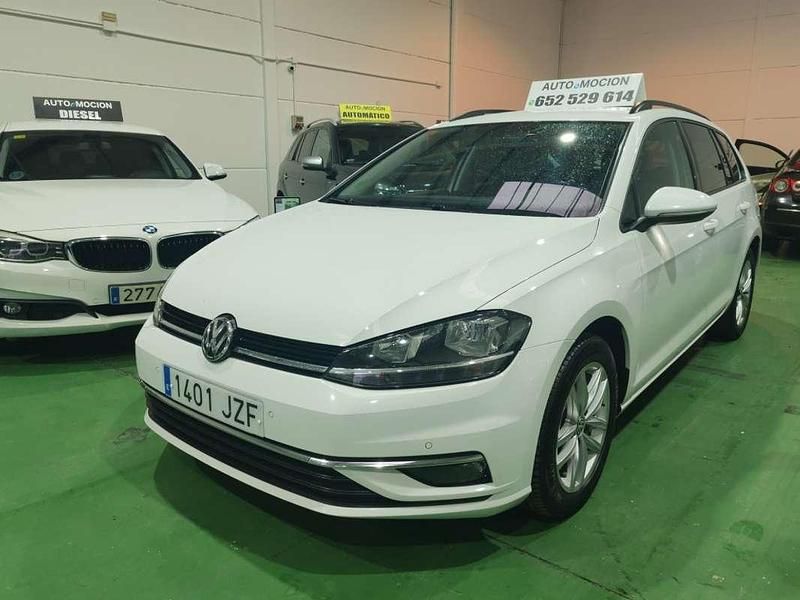 Usado VW Golf VII Business 110 CV (80 kW) 2017 Blanco Familiar