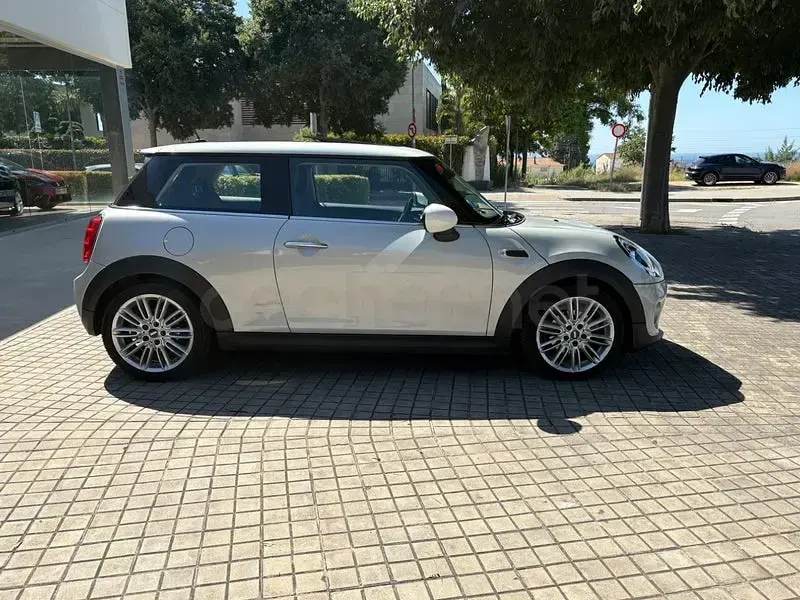 Usado Mini Cooper 136 CV (100 kW) 2018 Gris / plata Utilitario