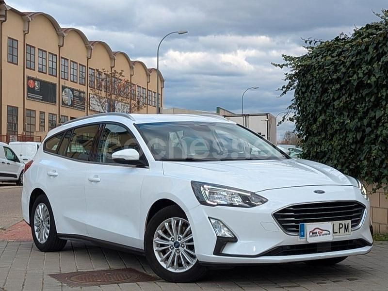 Blanco Usado 2021 Ford Focus Titanium Familiar | 14.700 € (Precio justo) - Imagen 1/4