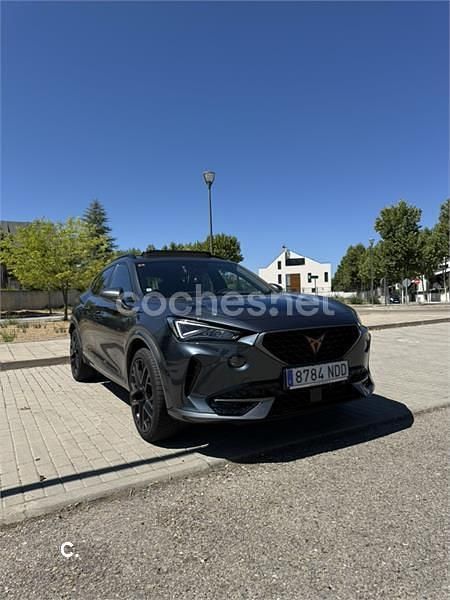 Usado Cupra Formentor 204 CV (150 kW) 2022 Gris / plata SUV
