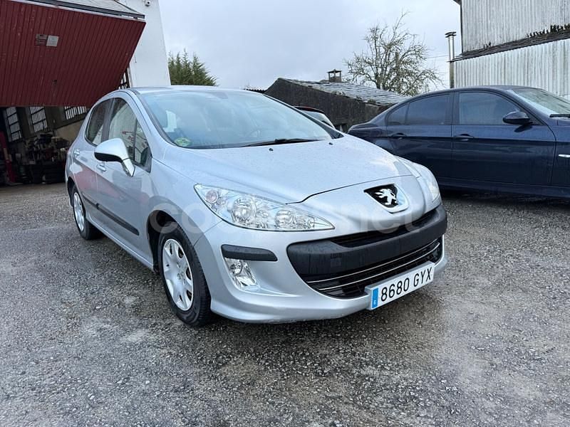 Usado Peugeot 308 Business-Line 90 CV (66 kW) 2010 Gris / plata Berlina