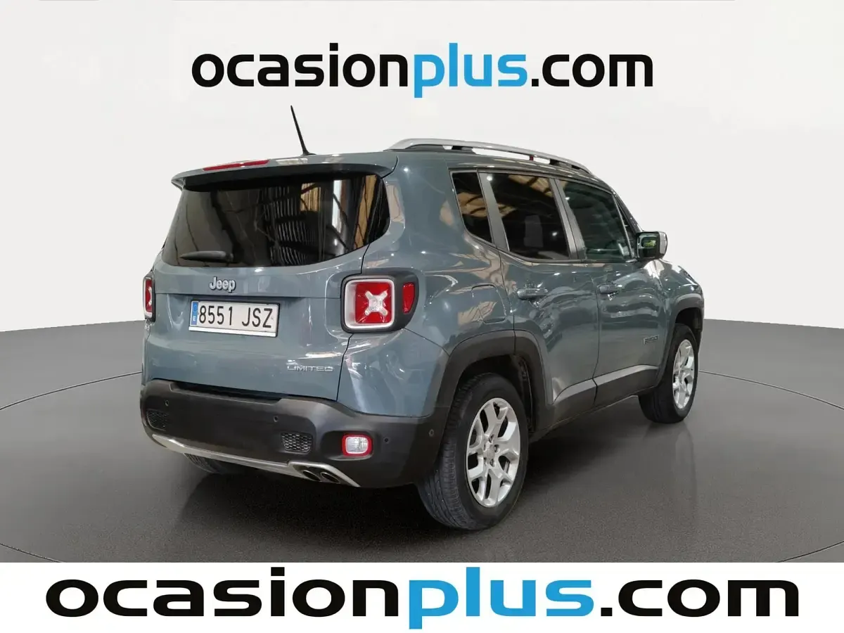 Usado Jeep Renegade Limited 120 CV (88 kW) 2016 Gris SUV