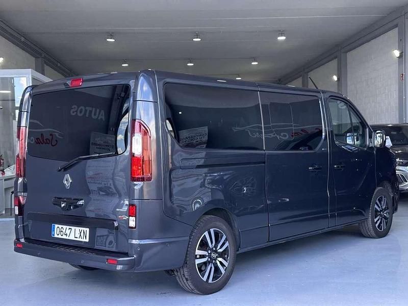 Usado Renault Trafic 170 CV (125 kW) 2021 Gris Monovolumen