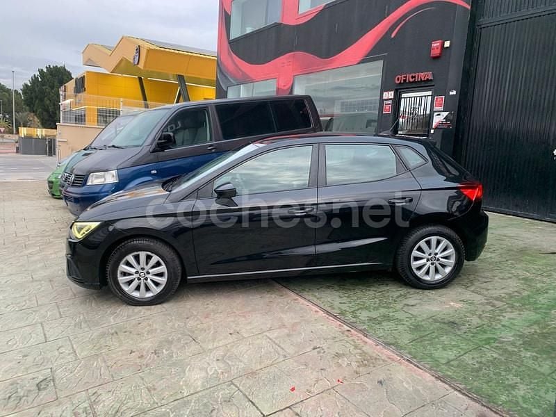 Usado Seat Ibiza FR 110 CV (80 kW) 2018 Negro Berlina