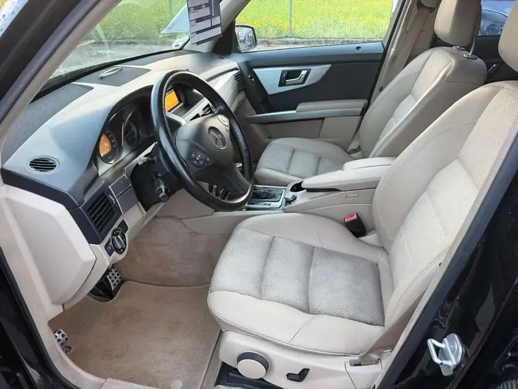 Usado Mercedes GLK220 170 CV (125 kW) 2010 Negro SUV