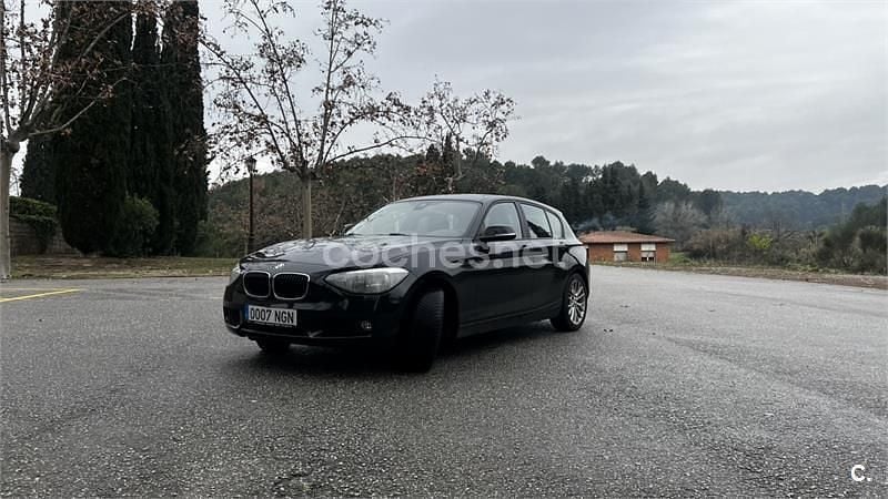 Usado BMW 120 177 CV (130 kW) 2012 Negro Utilitario
