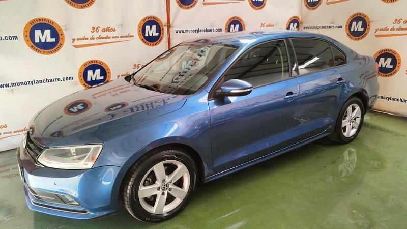 Usado VW Jetta Advance 110 CV (80 kW) 2014 Azul Berlina