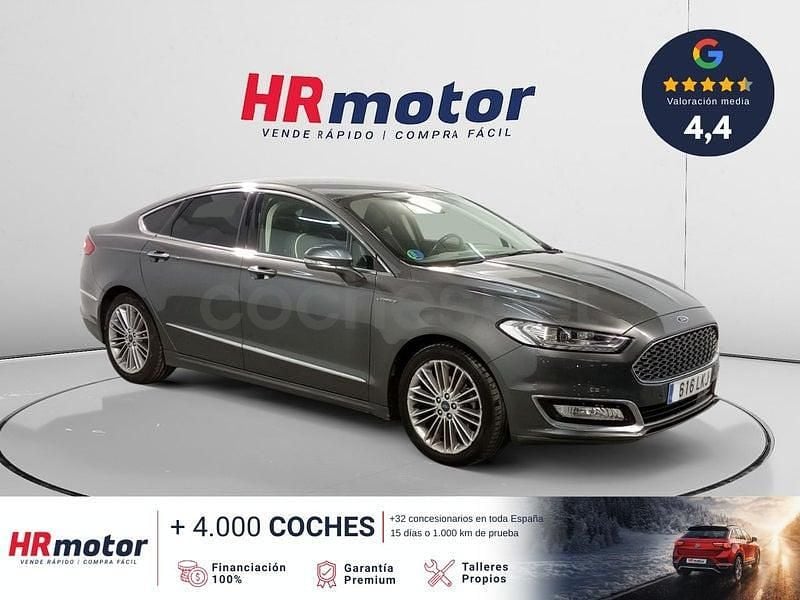 Usado Ford Mondeo Vignale 190 CV (139 kW) 2018 Gris / plata Berlina