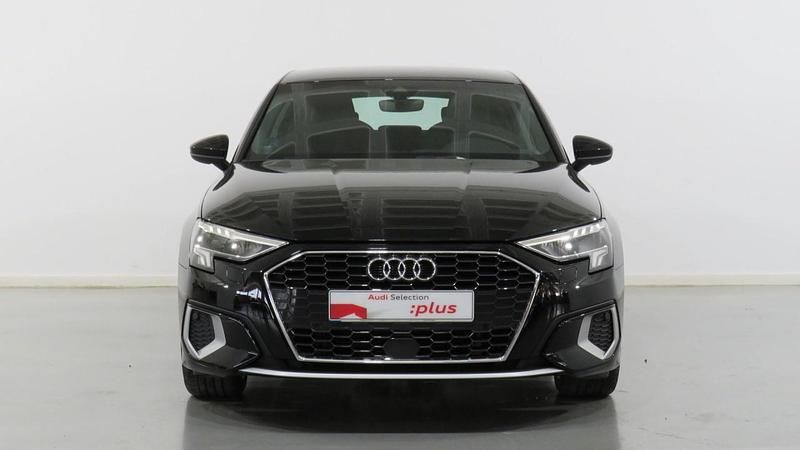 Usado Audi A3 Advanced Plus 110 CV (80 kW) 2022 Negro brillante Berlina