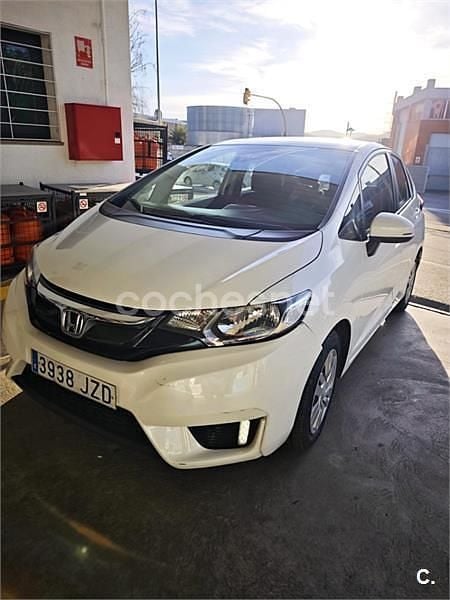 Usado Honda Jazz Trend 102 CV (75 kW) 2017 Blanco Utilitario