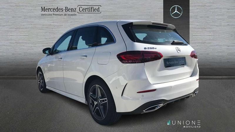 Usado Mercedes E250 218 CV (160 kW) 2025 Berlina