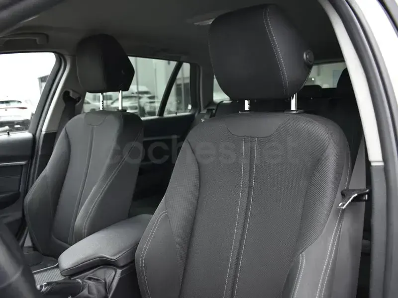 Usado BMW 320 Sport Line 190 CV (139 kW) 2018 Blanco Familiar
