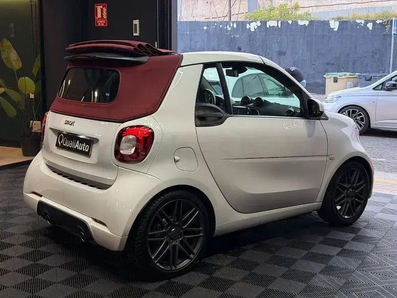 Usado Smart ForTwo Cabrio 90 CV (66 kW) 2019 Blanco Descapotable