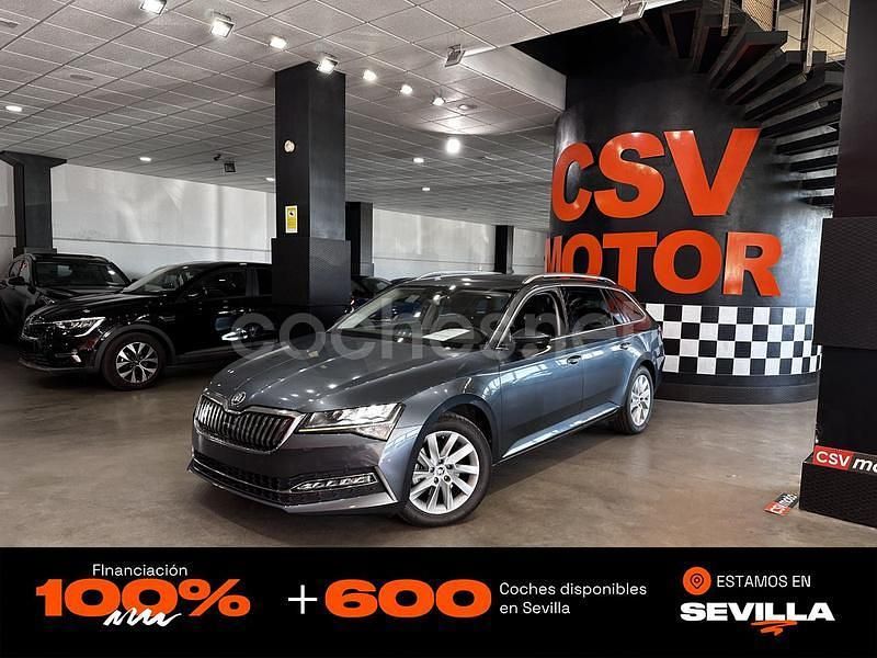 Gris / plata Usado 2021 Skoda Superb Style Familiar | 17.450 € (Super precio) - Imagen 1/4