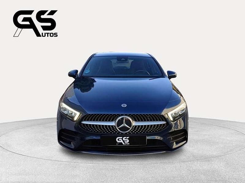 Usado Mercedes A180 Advanced 116 CV (85 kW) 2023 Azul Utilitario