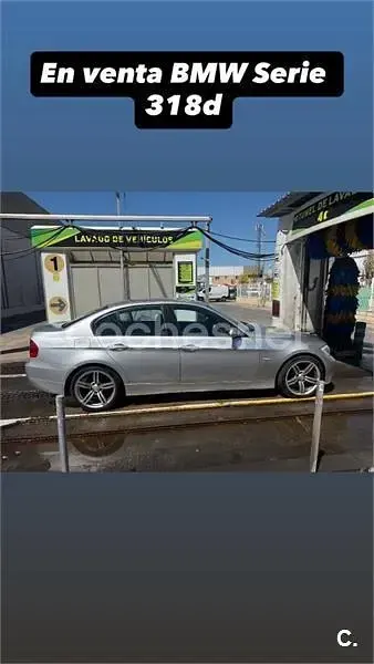Usado BMW 318 143 CV (105 kW) 2009 Gris / plata Berlina