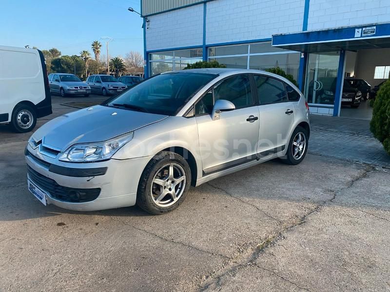 Usado Citroën C4 92 CV (67 kW) 2005 Gris / plata Berlina