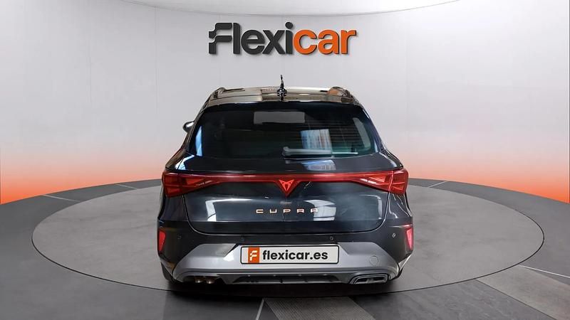 Usado Cupra Leon 150 CV (110 kW) 2025 Negro Familiar