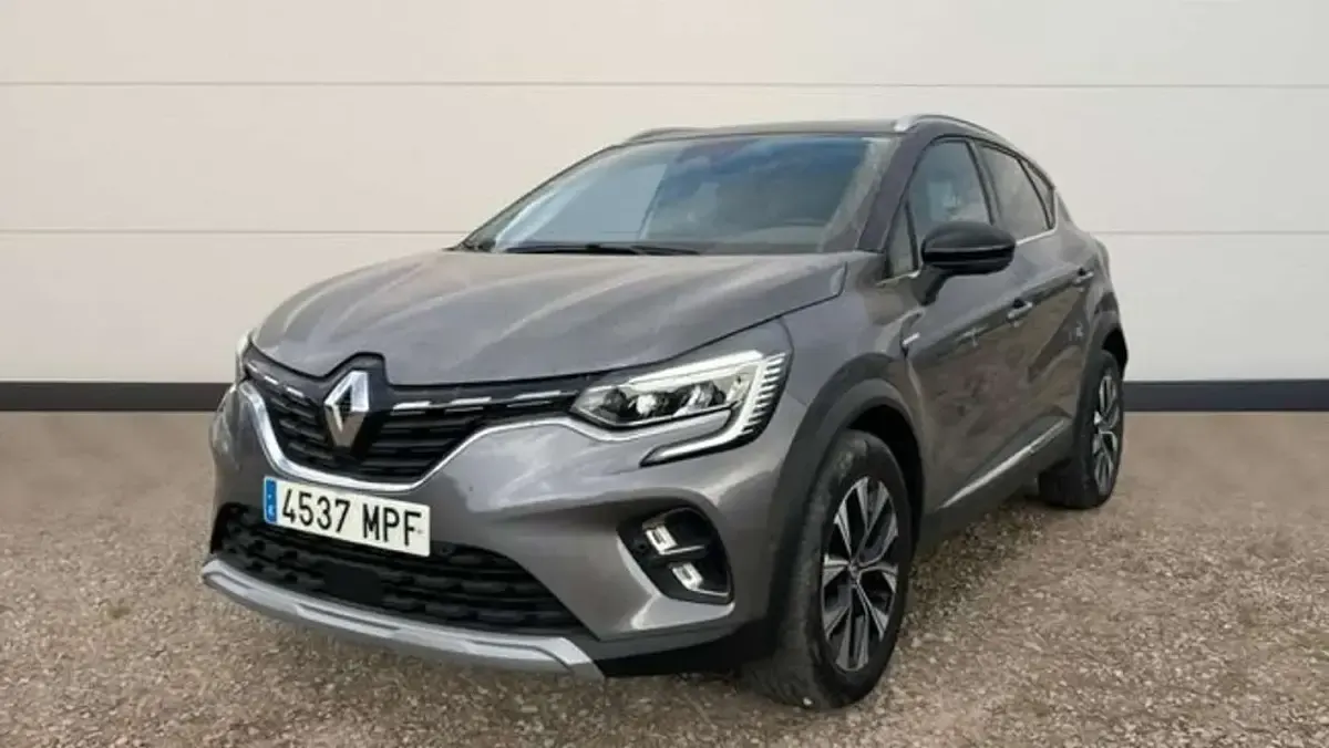 Usado Renault Captur Techno 90 CV (66 kW) 2024 Gris SUV