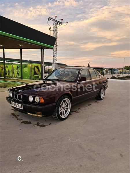 Usado BMW 520 150 CV (110 kW) 1991 Granate Berlina