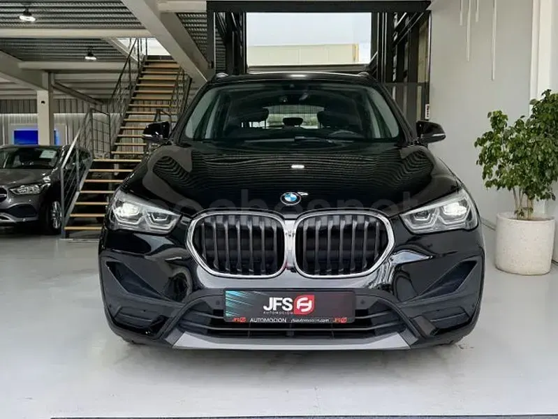Usado BMW X1 116 CV (85 kW) 2021 Negro SUV