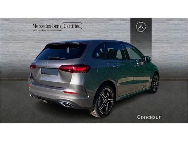 Usado Mercedes B250e AMG line 218 CV (160 kW) 2023 Gris montaña Utilitario