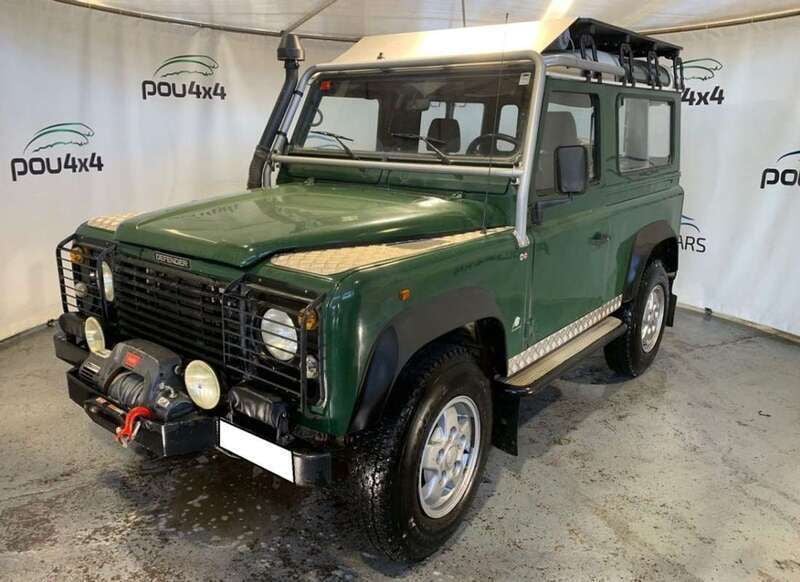 Usado Land Rover Defender 111 CV (81 kW) 1994 Verde SUV