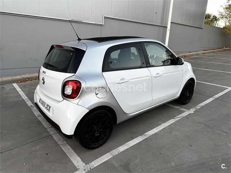 Usado Smart ForFour Passion 71 CV (52 kW) 2015 Blanco Utilitario