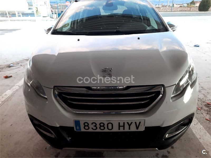 Blanco Usado 2014 Peugeot 2008 Allure SUV | 7200 € (Precio justo) - Imagen 1/4
