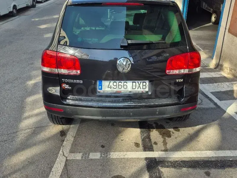 Usado VW Touareg R 174 CV (127 kW) 2006 Negro SUV