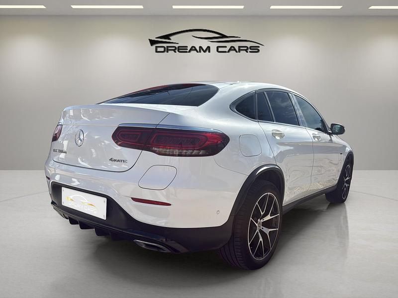 Usado Mercedes GLC300 306 CV (225 kW) 2021 Blanco Coupe