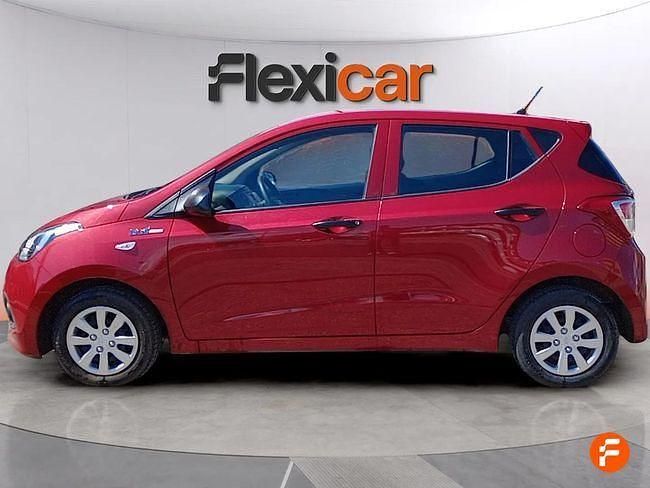 Usado Hyundai i10 Eco 66 CV (48 kW) 2015 Rojo Utilitario