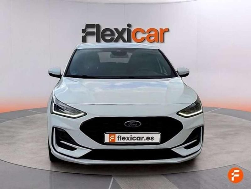 Usado Ford Focus ST-Line 125 CV (91 kW) 2022 Blanco Berlina