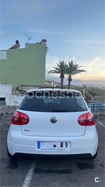 Usado VW Golf V GTI 200 CV (147 kW) 2007 Blanco Berlina