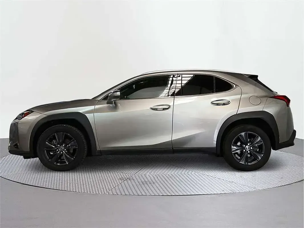 Usado Lexus UX 250h 184 CV (135 kW) 2023 SUV