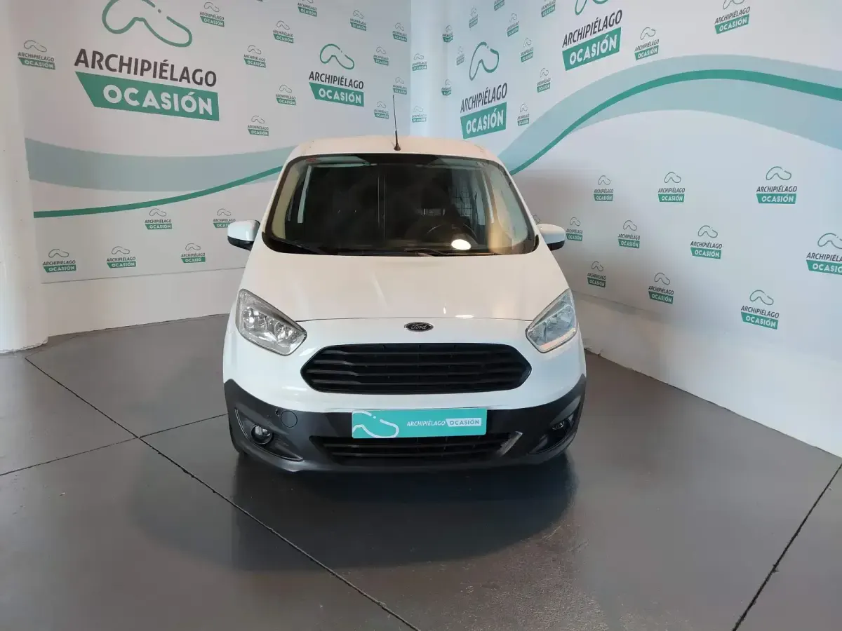 Usado Ford Transit Courier Trend 75 CV (55 kW) 2022 Blanco Van