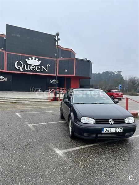 Negro Usado 2000 VW Golf IV Conceptline Berlina | 3000 € (Precio justo) - Imagen 1/1
