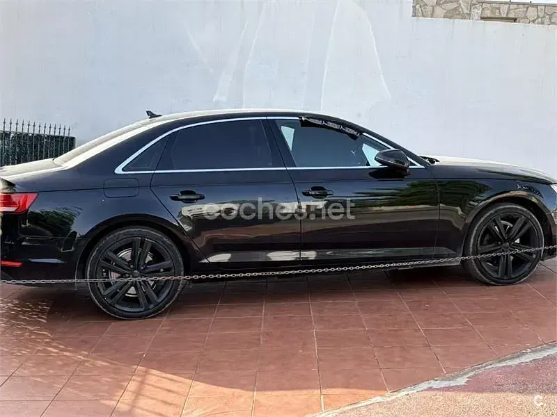 Usado Audi A4 Sport 150 CV (110 kW) 2017 Negro Berlina