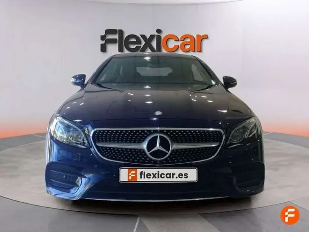 Usado Mercedes E220 194 CV (142 kW) 2017 Azul Coupe