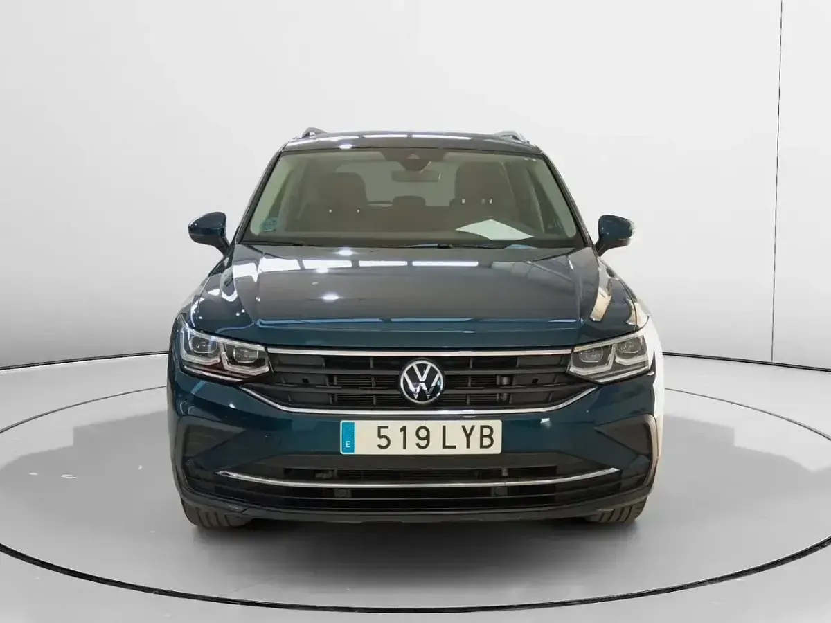 Usado VW Tiguan Life 150 CV (110 kW) 2022 Azul SUV