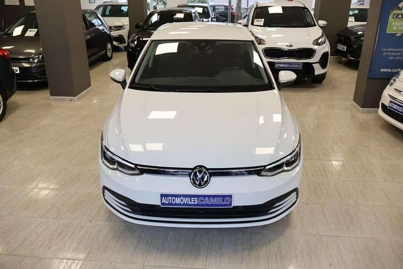 Usado VW Golf VIII Life 116 CV (85 kW) 2021 Blanco Utilitario