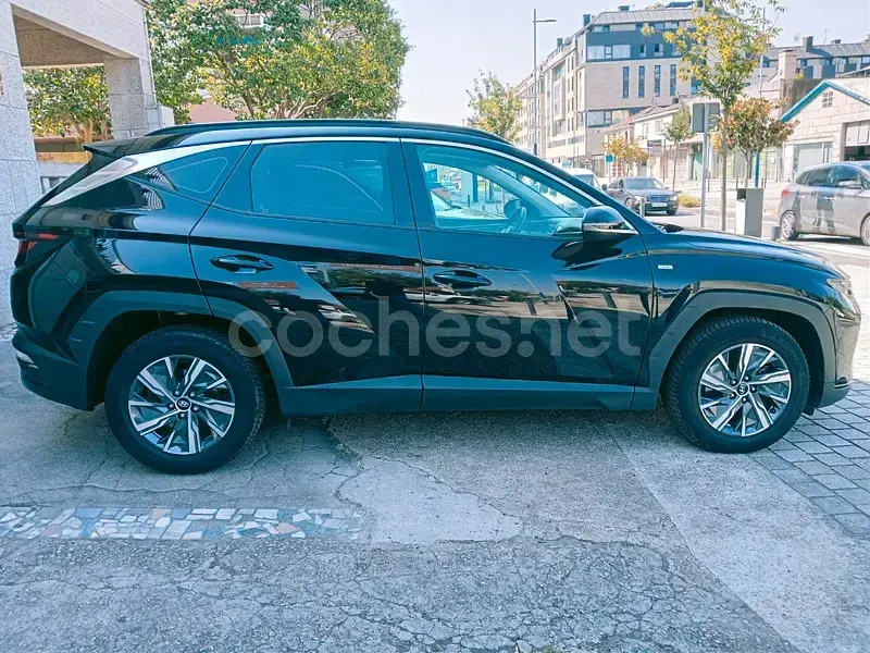 Usado Hyundai Tucson 136 CV (100 kW) 2022 Negro SUV